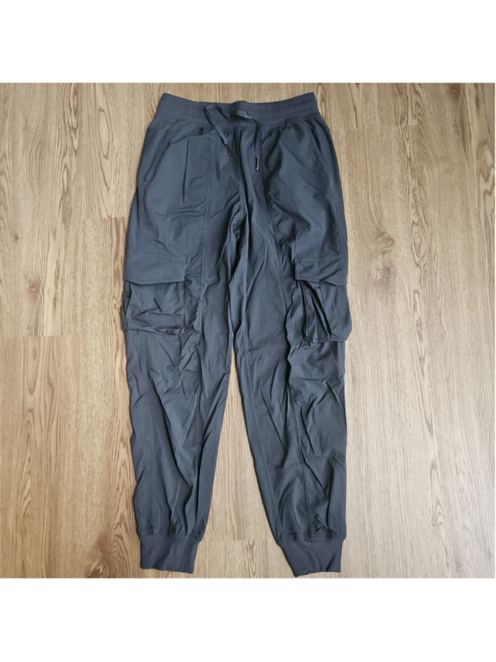 Lululemon Dance Studio Relaxed Fit Mid Rise Cargo Jogger Womens XS Active Gym